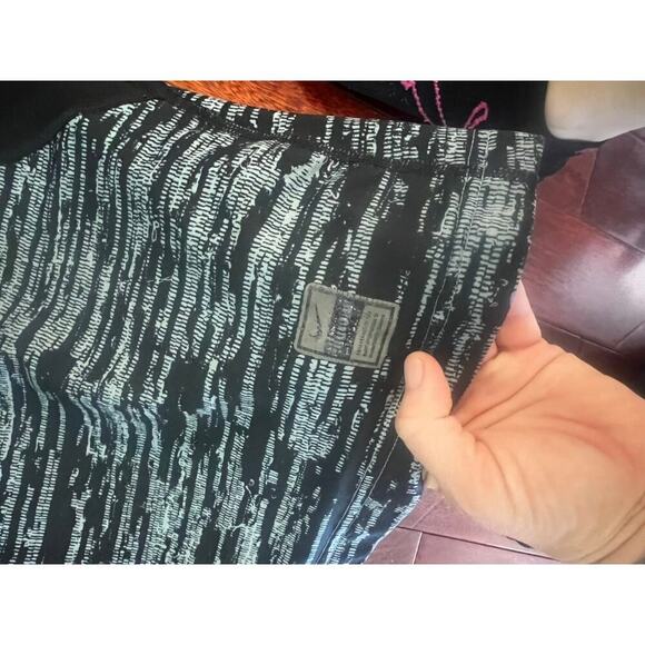 Nike Hyperwarm Pro Combat Dri Fit Long sleeve fitted top gray and black winter - Picture 5 of 9